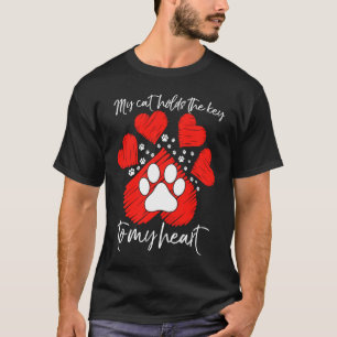 Camiseta Mi gato tiene la llave de mi corazón
