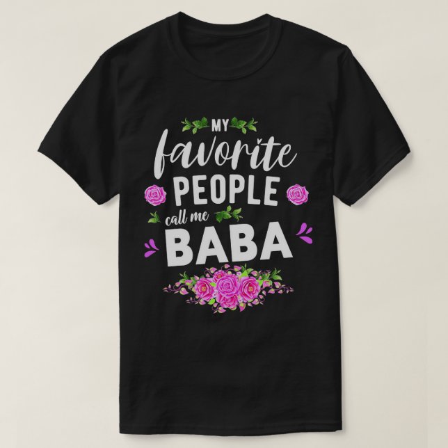 Camiseta Mi gente favorita me llama abuela serbia Baba T- (Diseño del anverso)