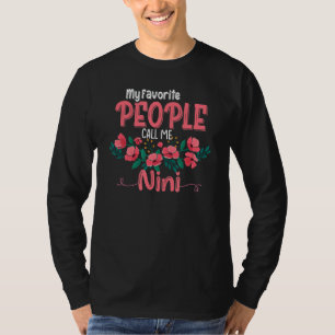 Camiseta Mi Gente Favorita Me Llama Nini Grandma Floral Mot