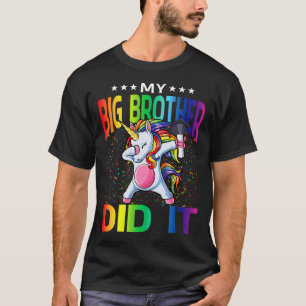Camiseta Mi Gran Hermano Se Graduó Unicornio