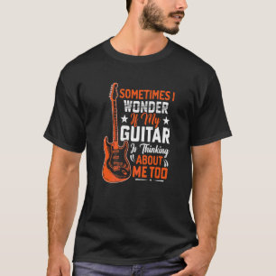 Camiseta ¿Mi guitarra piensa que yo también rocío N. Roll G
