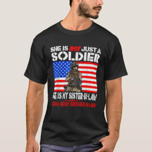 Camiseta Mi Hermana De Derecho, Mi Soldado Héroe Del Orgull