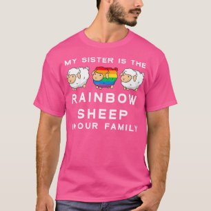 Camiseta Mi hermana familia de ovejas arcoiris Gay Ally Org