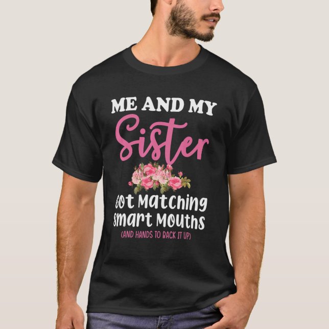 Camiseta Mi Hermana Y Yo Conseguimos Mujeres De Bocas Intel (Anverso)