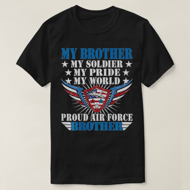 Camiseta Mi Hermano Es Un Airman Soldado Orgulloso Hermano  (Diseño del anverso)