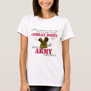 Camiseta Mi héroe lleva las botas de combate - novia del