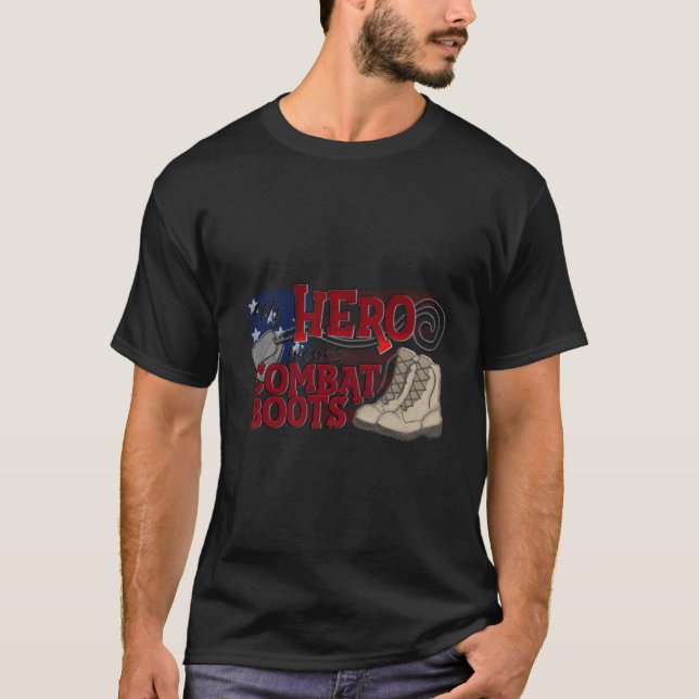 Camiseta Mi héroe usa botes de combate (Anverso)
