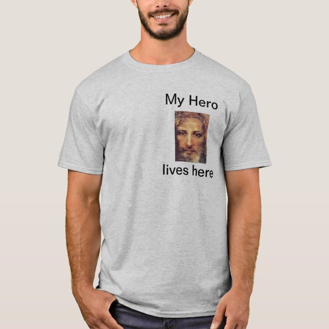Camiseta Mi héroe vive aquí (Anverso)