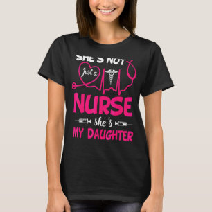 Camiseta Mi hija es madre de una enfermera orgullosa, papá