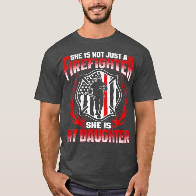 Camiseta Mi Hija Es Una Héroe De La Bomba Orgullosa Mamá De (Anverso)