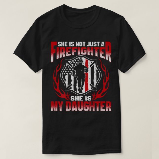 Camiseta Mi Hija Es Una Héroe Del Bombero Orgullosa Mamá D (Diseño del anverso)