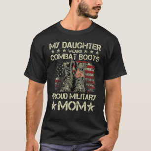 Camiseta Mi hija usó botes de combate para el Día de la Vet