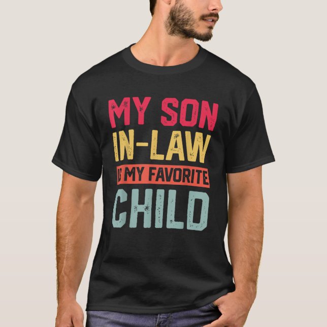 Camiseta Mi Hijo De Derecho Es Mi Fama Retro Infantil Favor (Anverso)