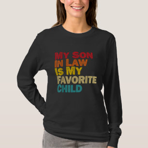 Camiseta Mi Hijo De Derecho Es Mi Familia Alegre Favorita
