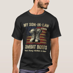 Camiseta Mi hijo en la ley usa botes de combate orgullosa m