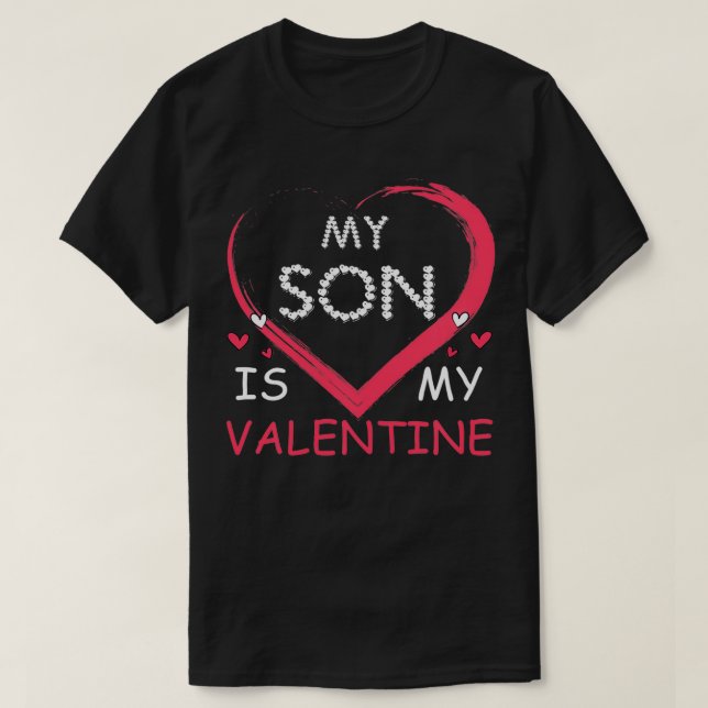 Camiseta Mi Hijo Es Mi Regalo Día de San Valentín De Mamá V (Diseño del anverso)
