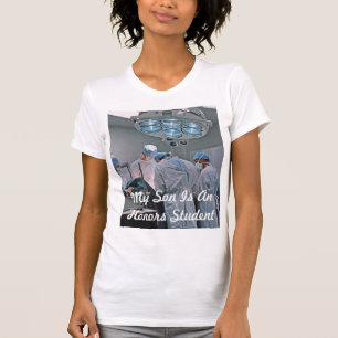 Camiseta Mi hijo es un estudiante de los honores