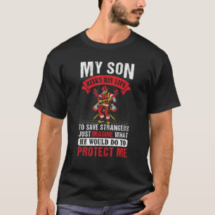 Camiseta Mi Hijo Pone En Riesgo Su Vida Para Los Extranjero