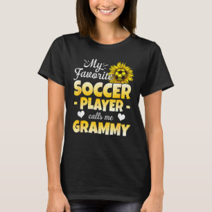 Camiseta Mi jugador de fútbol favorito me llama Grammy