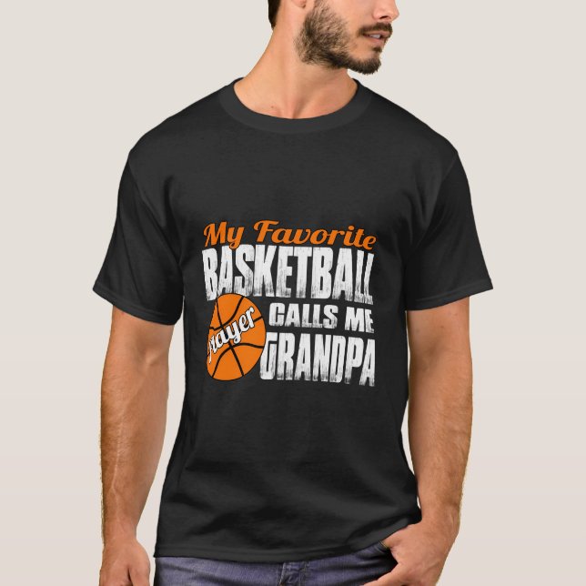 Camiseta Mi jugador favorito de baloncesto me llama balonce (Anverso)