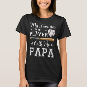 Camiseta Mi jugador favorito de béisbol me llama papá Ameri