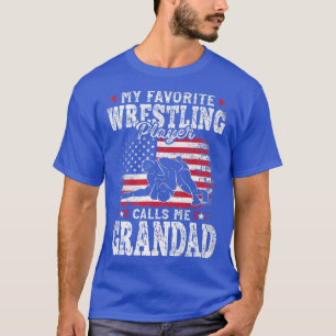 Camiseta Mi jugador favorito de lucha libre me llama abuelo