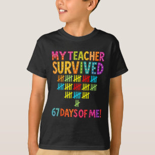 Camiseta Mi maestro sobrevivió 67 días de mí Seis Siete Mem