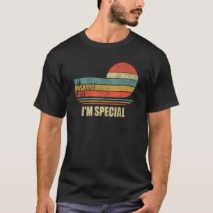 Camiseta Mi marido dice que soy un esposo retro especial