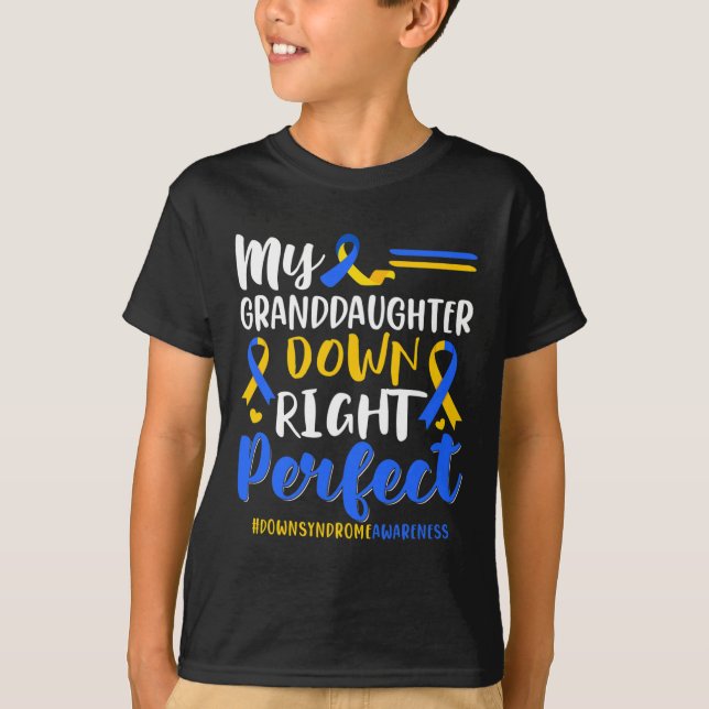 Camiseta Mi nieta absolutamente perfecta con síndrome de Do (Anverso)