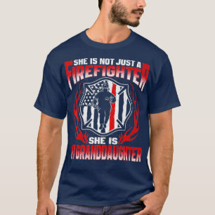Camiseta Mi Nieta Es Héroe De Bomberos Orgullosa Fuego