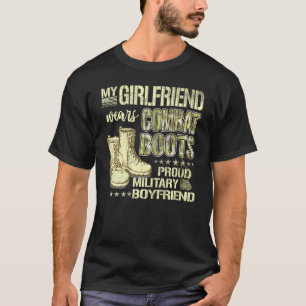 Camiseta Mi novia usa botas de combate Orgulloso militar Bo