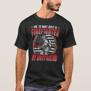 Camiseta Mi Novio Es Un Bombero De La Línea Roja Delgada G