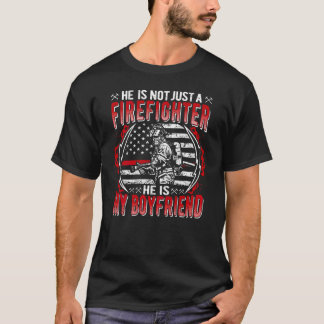 Camiseta Mi Novio Es Un Bombero De La Línea Roja Delgada G