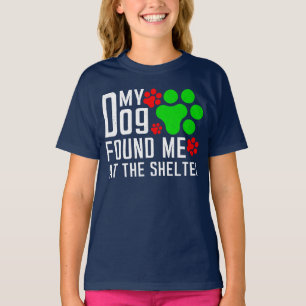 Camiseta Mi Perro Me Encontró En El Refugio De Los Amantes 