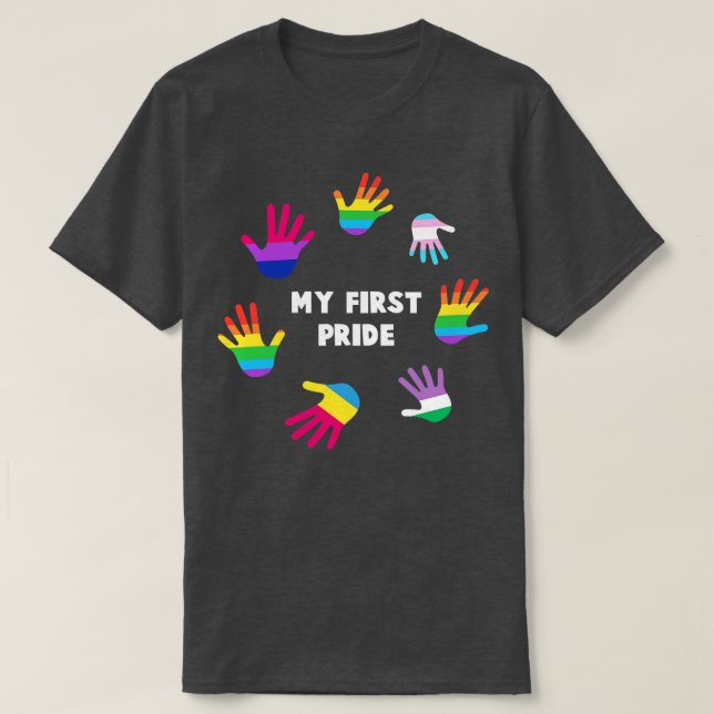 Camiseta Mi primer orgullo LGBT Orgullo Gay Tee Apoyo LGBTQ (Diseño del anverso)