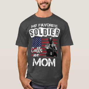 Camiseta Mi soldado favorito me llama a mamá 7