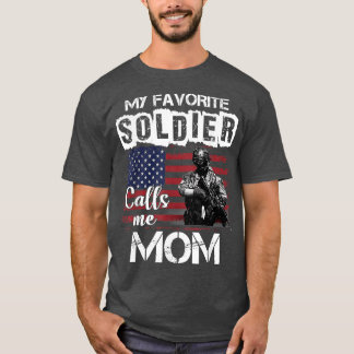 Camiseta Mi soldado favorito me llama a mamá 7