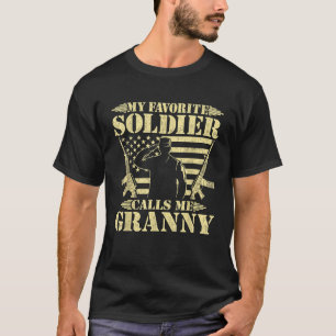 Camiseta Mi soldado favorito me llama abuela militar orgull