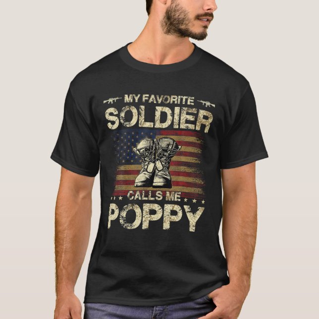 Camiseta Mi soldado favorito me llama "adormidera" del ejér (Anverso)