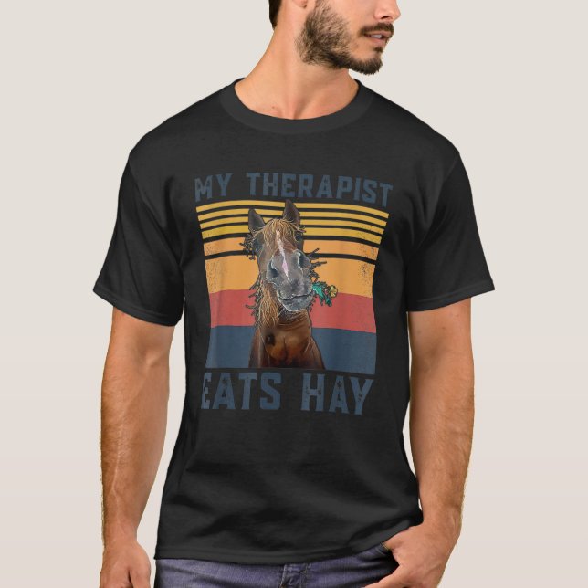 Camiseta Mi terapeuta come heno (Anverso)