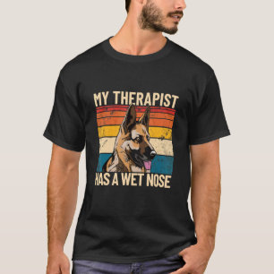 Camiseta Mi Terapeuta Tiene Una Nariz Húmeda Retro Mascota 