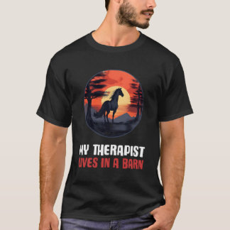 Camiseta Mi Terapista Vive En Un Baño