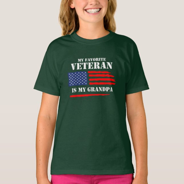 Camiseta Mi Veterano Favorito Es Mi Abuelo Militar (Anverso)
