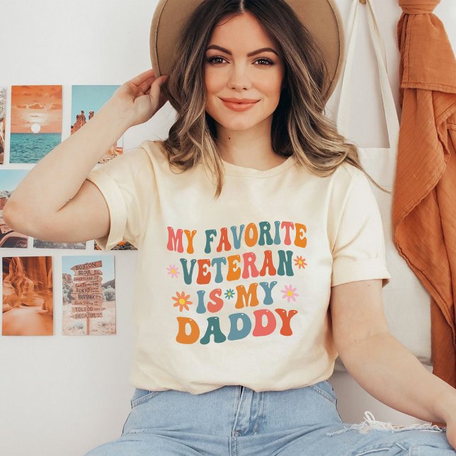 Camiseta Mi Veterano Favorito Es Mi Papá, Cute Groovy Hija (My Favorite Veteran Is My Dad Cute Groovy Daughter T-Shirt)