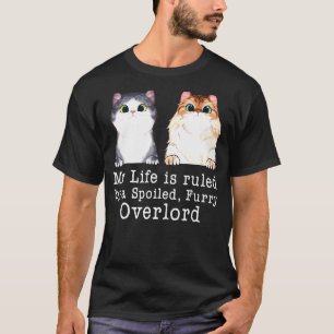Camiseta Mi Vida Está Dirigida Por Un Pequeño Cacicador De