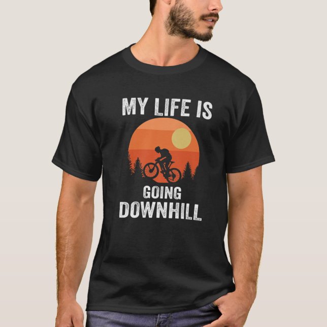 Camiseta Mi vida se está yendo cuesta abajo en bicicleta de (Anverso)