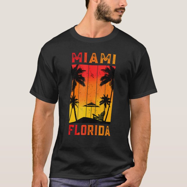 Camiseta Miami Florida Vacaciones Retro Sunset Tropical Haw (Anverso)