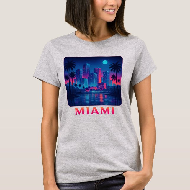 Camiseta Miami Moonrise - Neon Skyline Graphic Tee (Anverso)