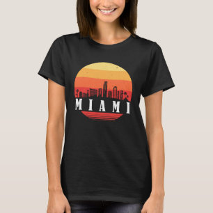 Camiseta Miami Skyline Sunset en estilo retro vintage