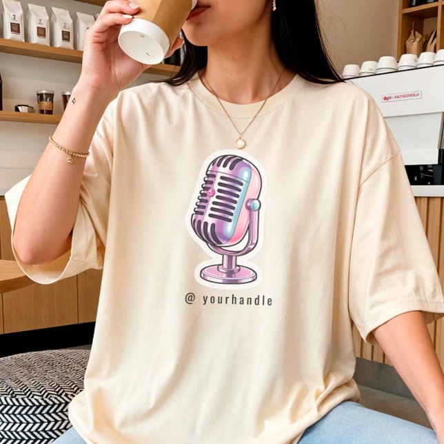 Camiseta Mic De Podcast + Su Nombre En Medios Sociales (Subido por el creador)